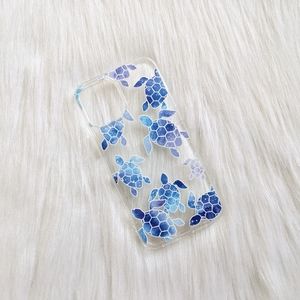 Blue & white sea turtle IPhone 12 Pro max case